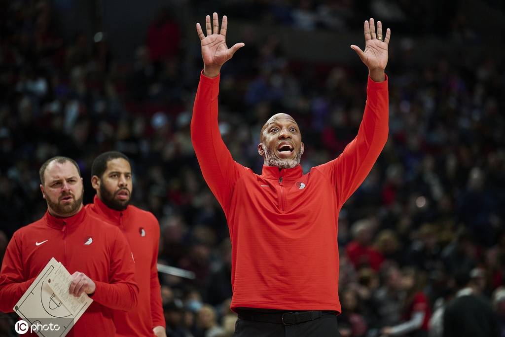 曝比卢普斯面临洗钱&amp;电信诈骗等六项指控 最高判20年监禁